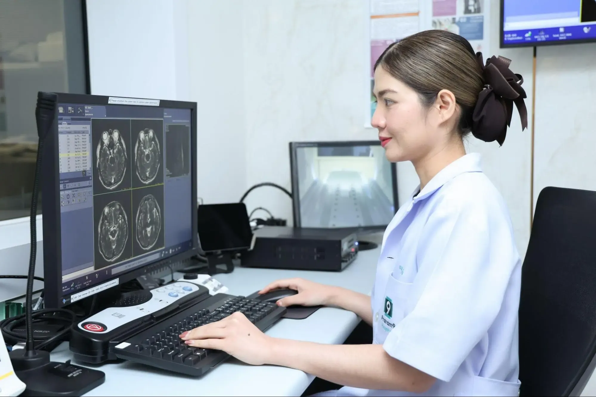 ตรวจคลื่นแม่เหล็กไฟฟ้า