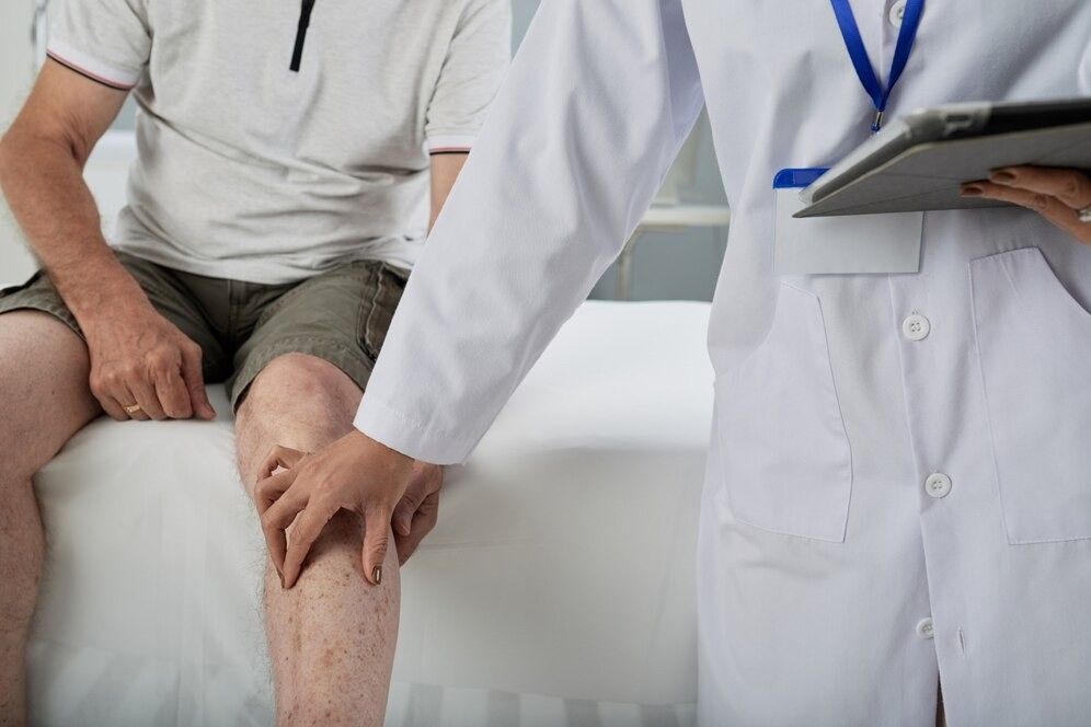 knee-replacement-surgery-procedure.jpg