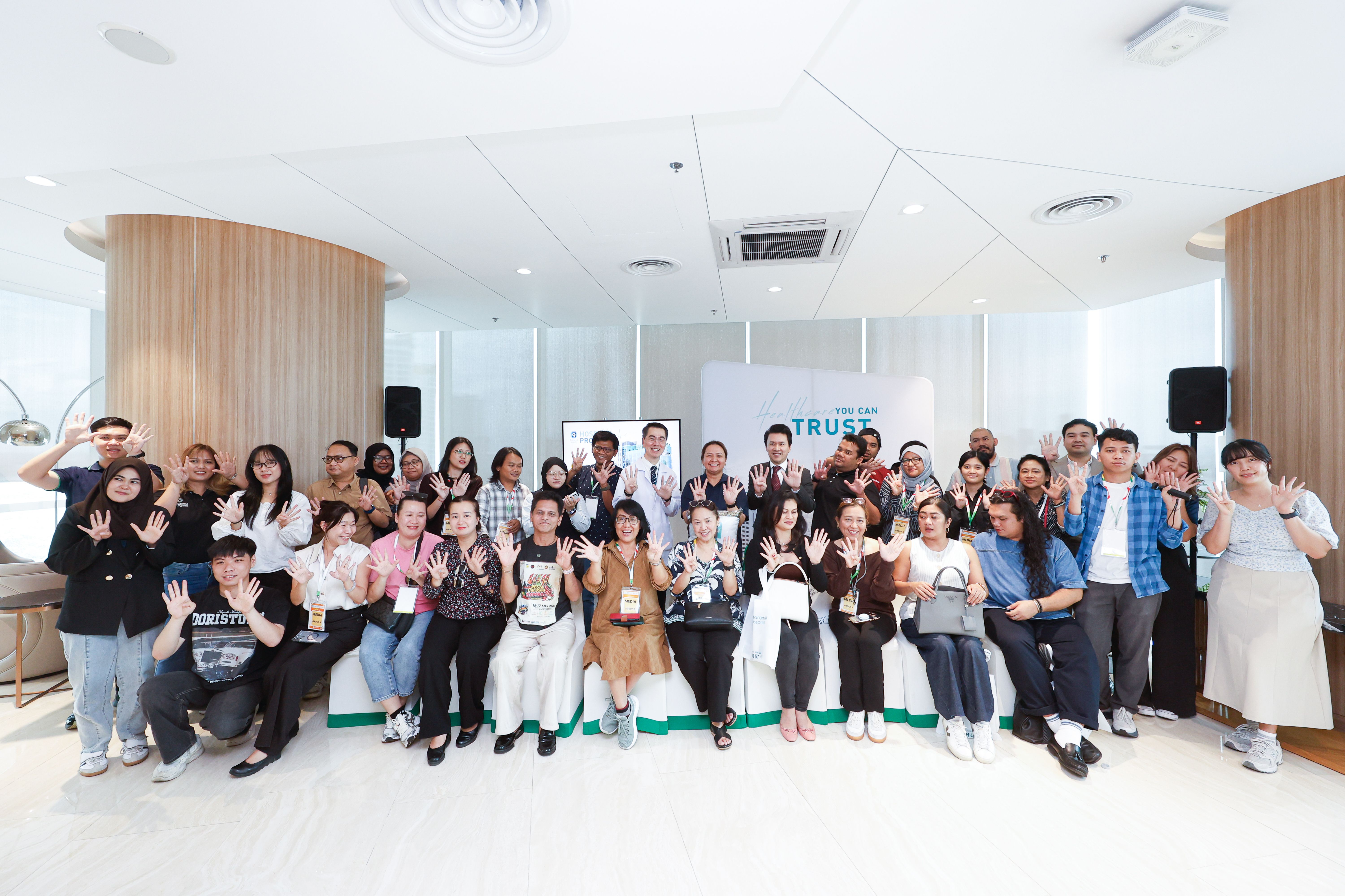 welcomes-regional-media-during-international-healthcare-week-2026-9.jpg